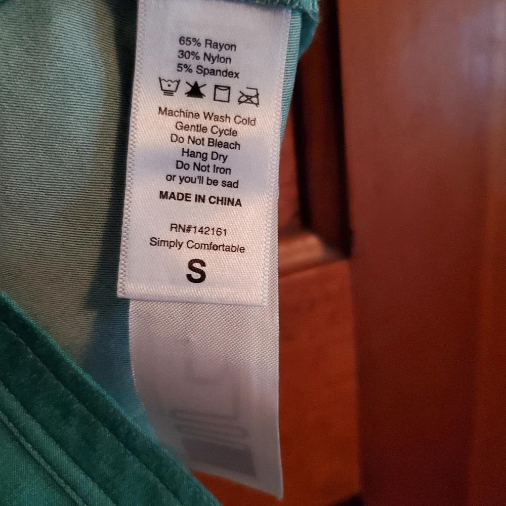 LuLaRoe Roxanne Tank Top - Picture 3 of 4